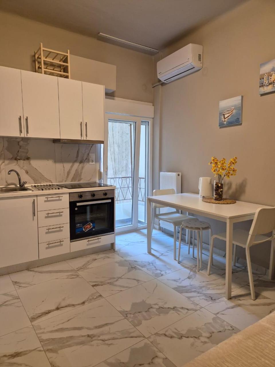 Galeriya Apartment Thessaloniki Exterior photo